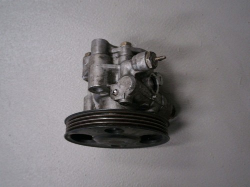 Pumpe servolenkung mazda 323 - servolenkung,